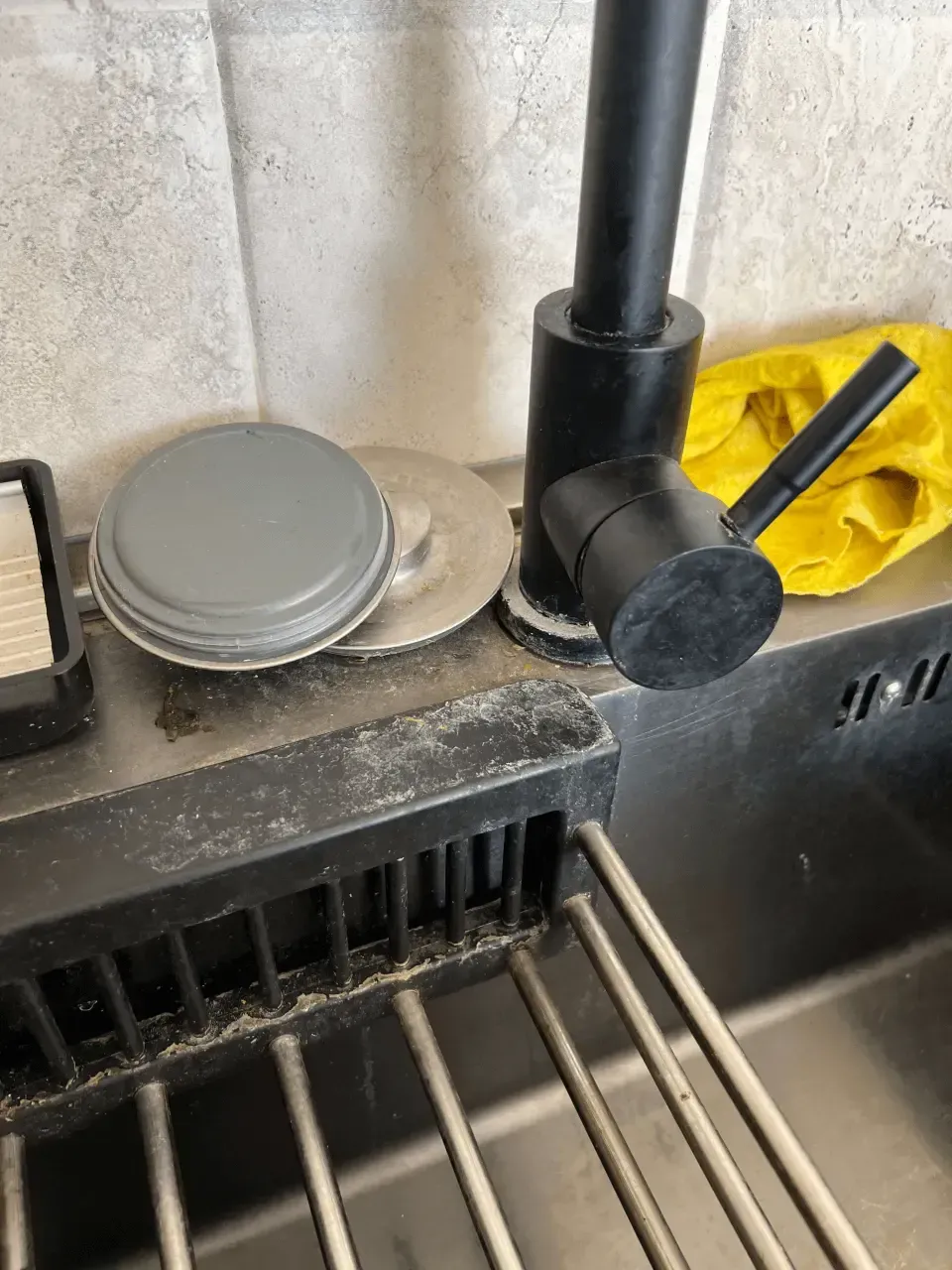 До и после уборки компании Greeny